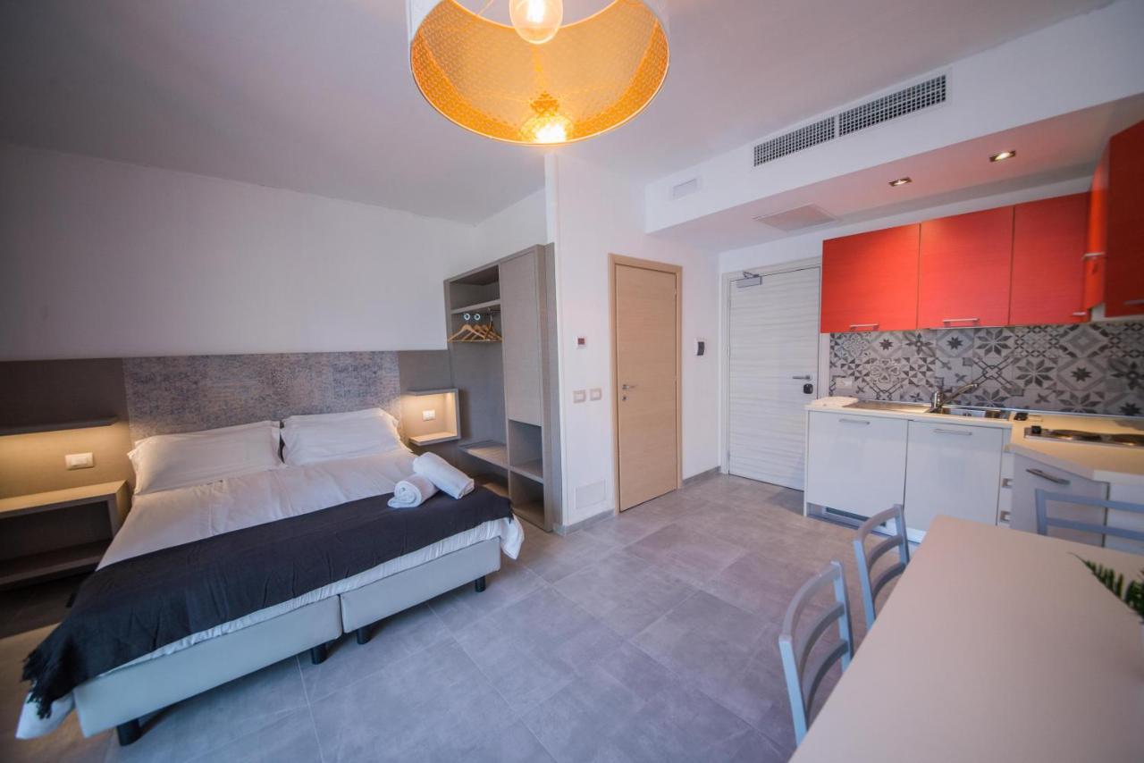 Residence Cristine Riva del Garda Ngoại thất bức ảnh