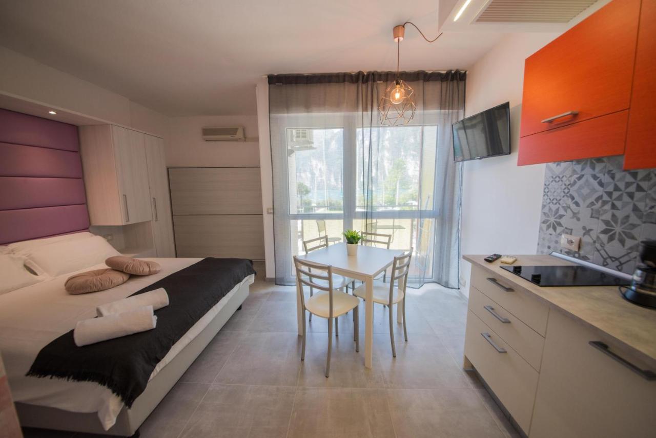 Residence Cristine Riva del Garda Ngoại thất bức ảnh