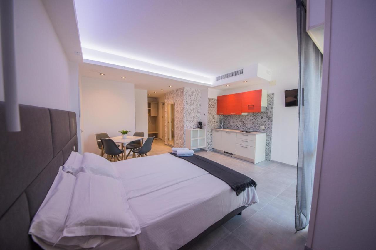 Residence Cristine Riva del Garda Ngoại thất bức ảnh
