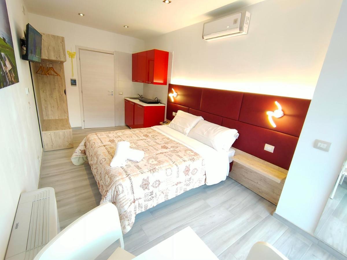 Residence Cristine Riva del Garda Ngoại thất bức ảnh